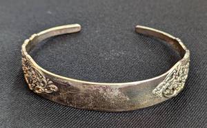 lot 84 image: Reed and Barton Sterling Silver Spoon Cuff Bracelet