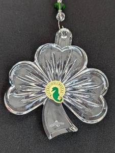 lot 81 image: Waterford Crystal Shamrock Ornament