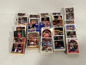 lot 53 image: Basketball Cards