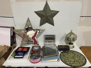 lot 57 image: Marbles, Household Items