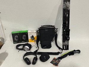 lot 75 image: Electronics and More