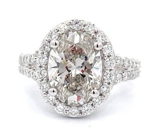 lot 0A image: Beautiful and Big 4.00 Carat Oval Diamond Ring in 14k White Gold $9,250 Retail VIDEO