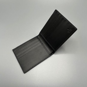 lot 34C image: Brand New Gucci Gold Logo Leather Bifold Wallet - Authentic $400 Retail