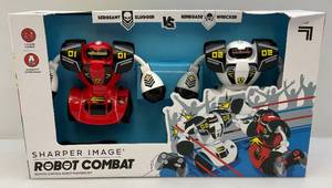 lot 60 image: Robot Rumble RC Robots (NIB)