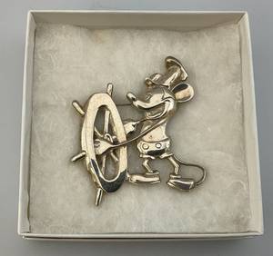 lot 131 image: Vintage DISNEY Dimensions Sterling Silver Steamboat Mickey Brooch Pin