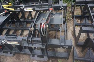 Brand New Made In America Universal Mount Bobcat Skid Loader Skid Steer 74 Root Grapple Bucket