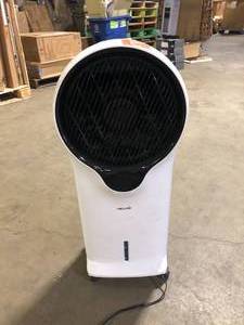 NewAir 470 CFM, 3 speed Portable Evaporative Cooler and Fan for 250 sq. ft. Cooling Area Customer Returns See Pictures