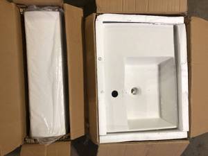 Swiss Madison Sublime Pedestal Bathroom Ceramic Vessel Sink Round Single Faucet Hole in White Customer Returns See Pictures