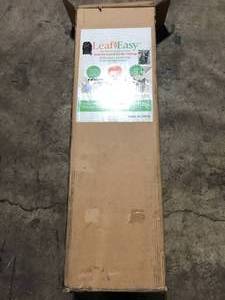 Leaf Easy 45 in. x 48 in. Leaf Scoop  Customer Returns See Pictures