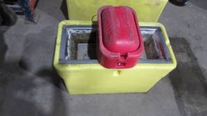 lot 10 image: (2) Richie Automatic Livestock Drinkers