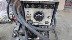 lot 15 image: Miller 200 Wire Feed Welder