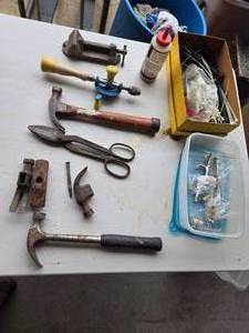 lot 25 image: Large Lot of Tools - Hammer, Tin Snips, Hammer Heads, Hand Drill and More