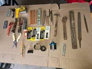 lot 63 image: Files, Cutting Blades, Small Levels
