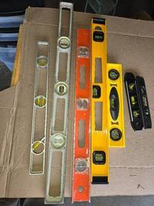 lot 69 image: Lot of Levels