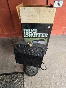 lot 88 image: Bug Snuffer Bug Zapper - Unable to test