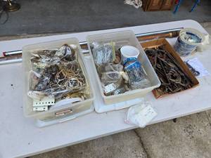 lot 129 image: Large Lot of Curtain Hanging Items