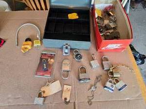 lot 146 image: Large Lot of Padlocks