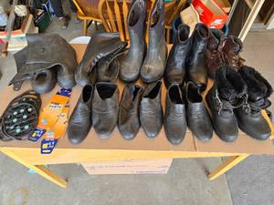lot 148 image: Lot of Boots and Rubber Overshoes Mostly Mens Size 9 & 10