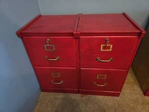 lot 1C image: Lot of 2 Locking Wooden File Cabinets with Keys