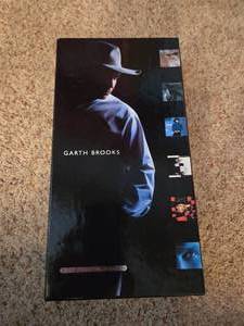 lot 187 image: Garth Brooks The Limited Series CD Collection