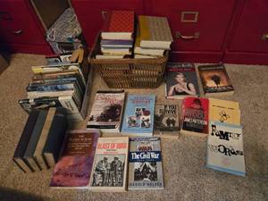 lot 205 image: Large Lot of Books - Condensed Books, Civil War Books and More