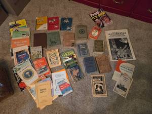 lot 207 image: Large Lot of Older Books