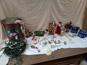lot 247 image: Lot of Misc. Christmas Decor