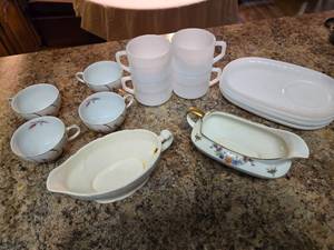 lot 356 image: Yamaka China Cups, Glass Serving Trays and Others
