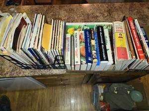 lot 362 image: Huge Lot of Cookbooks