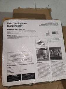 lot 17 image: 15 sheets (0.92sqftsheet) Retro Herringbone Bianco Glossy Mosaic Tile