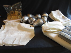 Napkins, Rings, Centerpiece