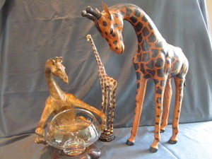 Giraffe Seated, Figures