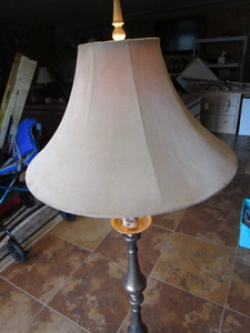 Floor lamp