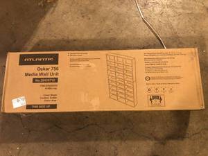 Oskar 756 Media Wall Unit customer return review pictures