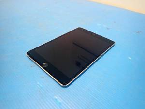 Apple&nbspiPad Mini 4th Gen A1550  16GB of storage  WIFI Only  Includes Charging Cable&nbsp
