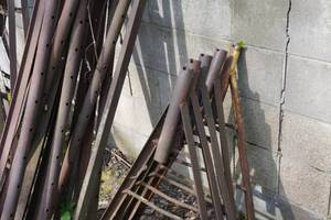 lot 10J image: Block Foundation Scaffold Legs