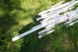 lot 60N image: 2 PVC Pipe