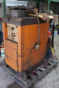 lot 1D image: Airco 3ADDR-224HPAB-D TIG Stick Welder with Bernard Water Cooled Torch