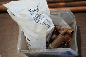 lot 148 image: Assorted 12 Copper Fittings