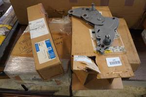 lot 189 image: Assorted GM Parts