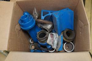 lot 76 image: Transmission Output Shaft Bearing Remover