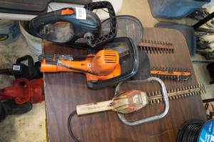 lot 103 image: 3 Hedge Trimmers