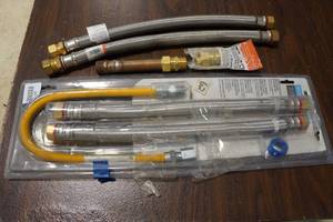 lot 220 image: Water Heater Connectors