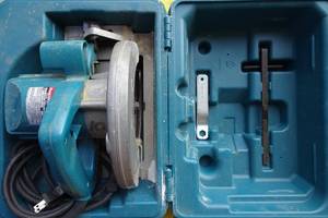 lot 251 image: Makita 5007NB 7-14 Circular Saw