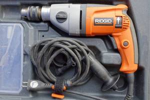 lot 250 image: Ridgid Corded 12 Drill