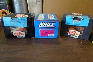 lot 107 image: Assorted Plastic Cap Roofing Nails 1.5& 2