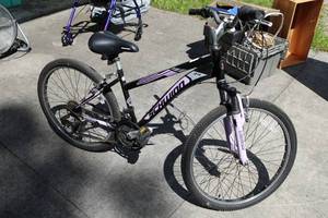 lot 15 image: Schwinn 24 Sidewinder Mountain Bike