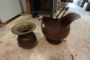 lot 309 image: Vintage Ash Scuttle with Vintage Brass Union Pacific Spittoon