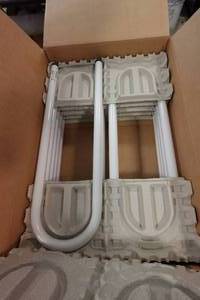 lot 48 image: 9 Fluorescent Tube Light Bulbs