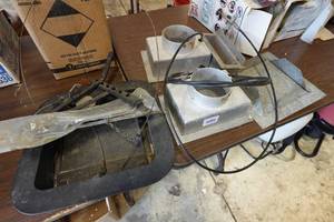 lot 43 image: Assorted Fireplace Venting - Baffle